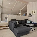 3 Bedroom Awesome In Σπίτι διακοπών *