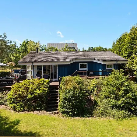 3 Bedroom Awesome In *