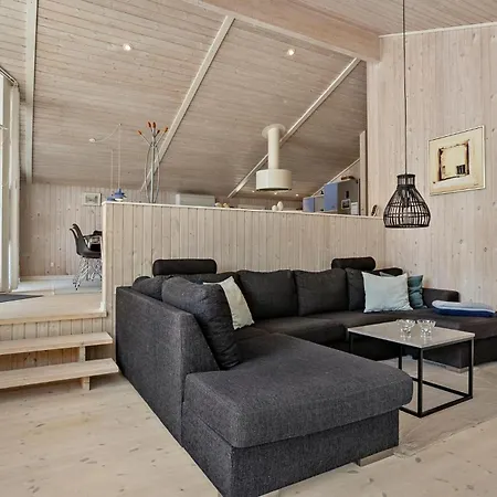 3 Bedroom Awesome In Nyaraló *