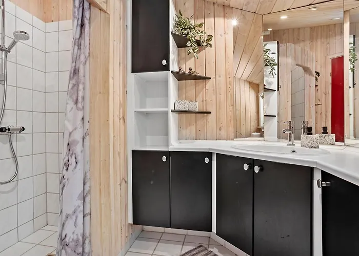 3 Bedroom Awesome In Сasa de vacaciones Ebeltoft